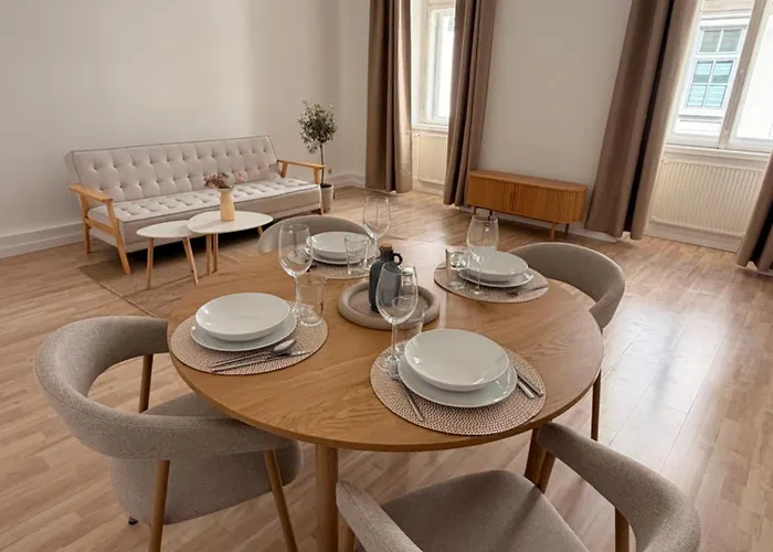 Authentic Near Naschmarkt Appartement *